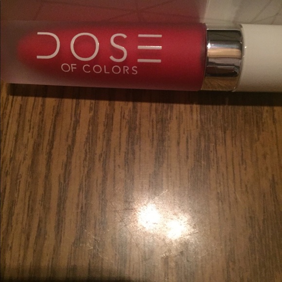 NWT makeup bundle - Picture 5 of 6